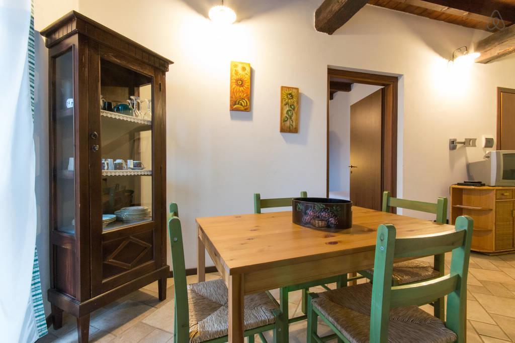 Ca Borgo Vecchio Lejlighedshotel Brusasco Værelse billede
